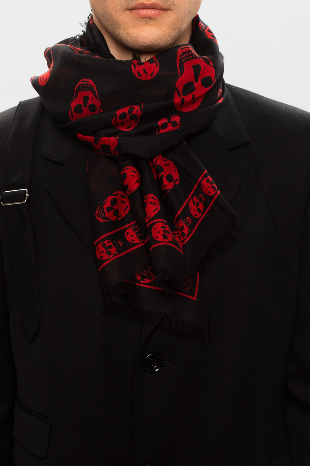 Alexander McQueen Scarf with logo | Men's Accessories | Vitkac Alexander McQueen Scarf with logo | Men's Accessories | Vitkac